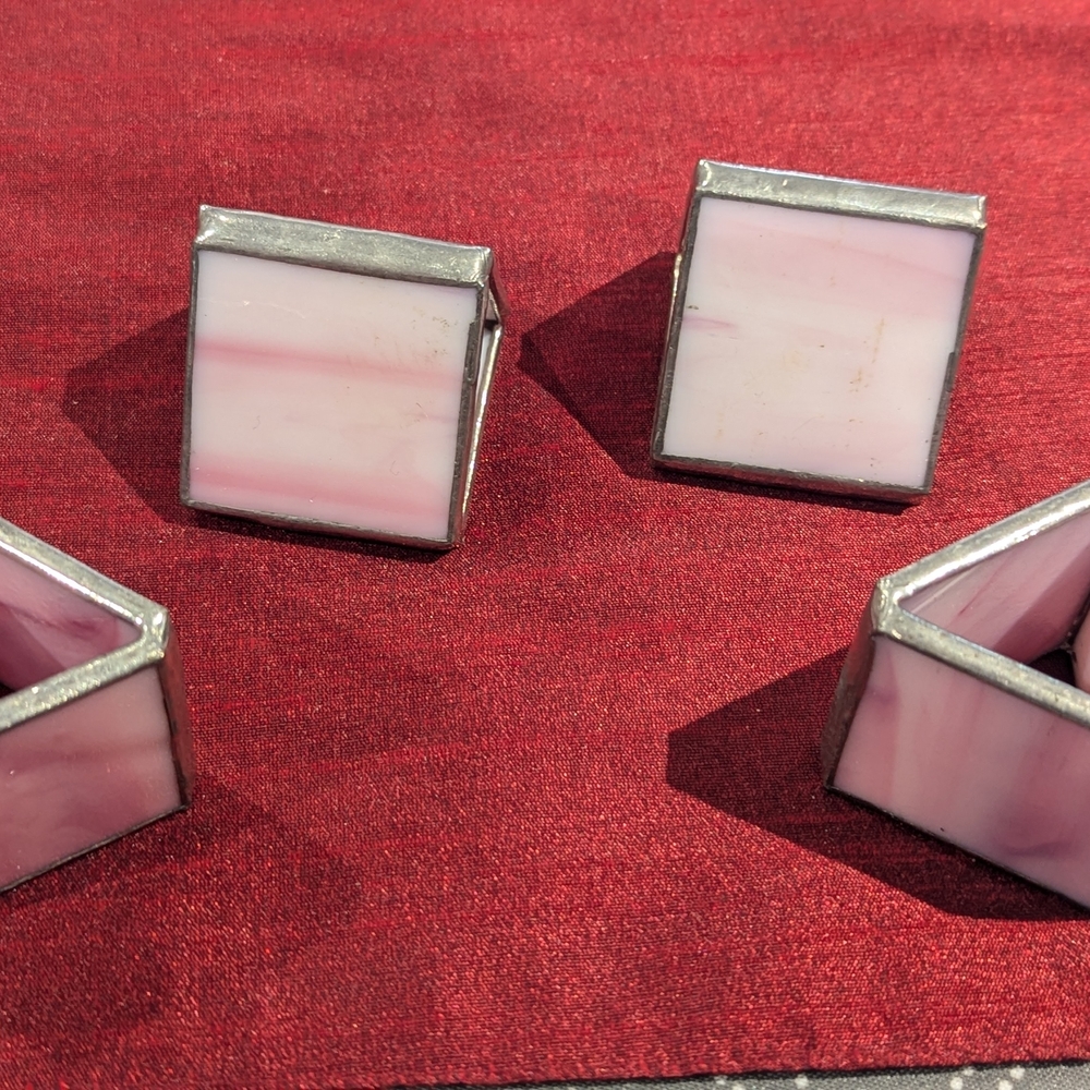 Vintage And Unique!Pink Stained Glass And Silver Triangular Napkin Rings